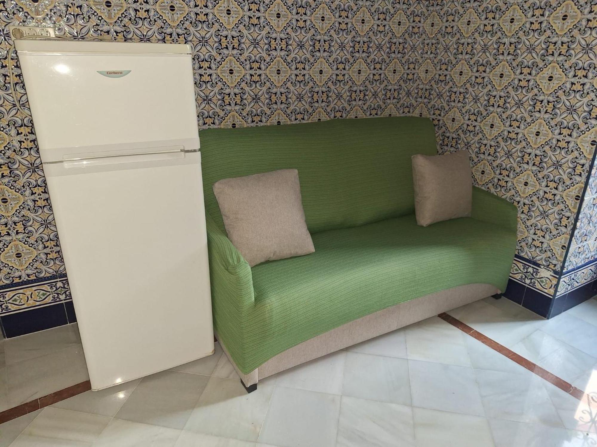 Apartamento Plaza San Roman Севилья Экстерьер фото